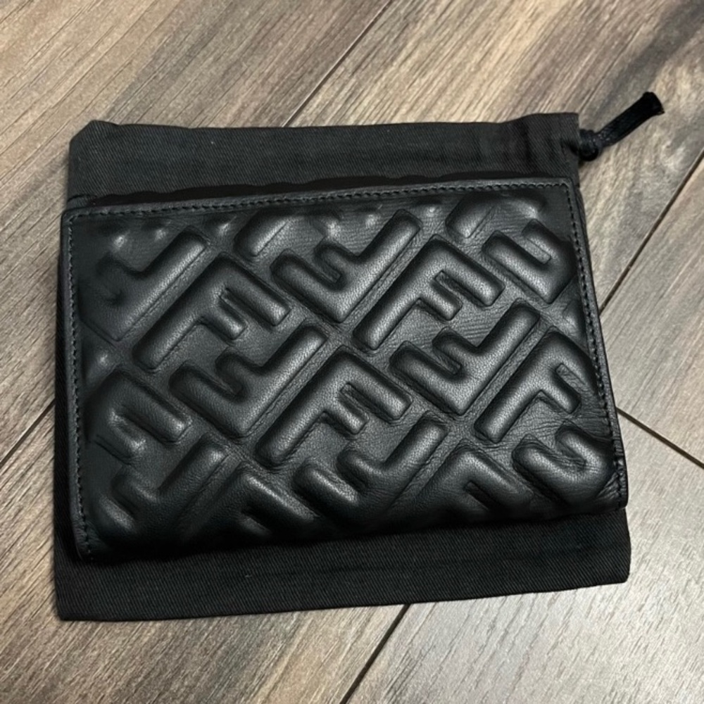 Fendi monogram wallet - Picture 6 of 10